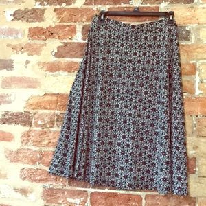 Stretchy all seasons skirt